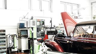 Historische Technik verstehen und warten/reparieren können: Das vermitteln die Klassikschulungen von Bosch. (Bild: Bosch)