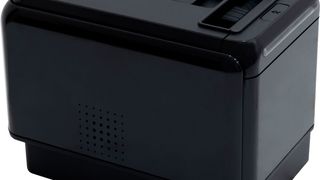 Toshiba kommt mit einem kompakten 3-Zoll-Mehrzweckdrucker für Linerless-Etiketten, POS-Belege und Standardetiketten. (Bild: Toshiba)