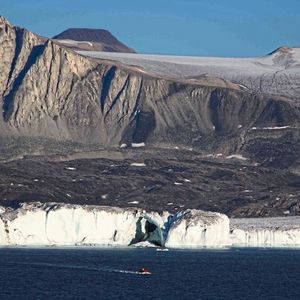 Forscher des Alfred-Wegener-Instituts haben ein neues Phänomen bei der Gletscherschmelze entdeckt.(Bild:  Natalie Prinz, Alfred-Wegener-Institut)