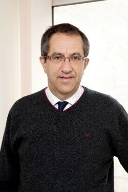 Prof. Carlos Caldas leitet das Team der Organisation Cancer Research UK. (Foto: cuh.org.uk)