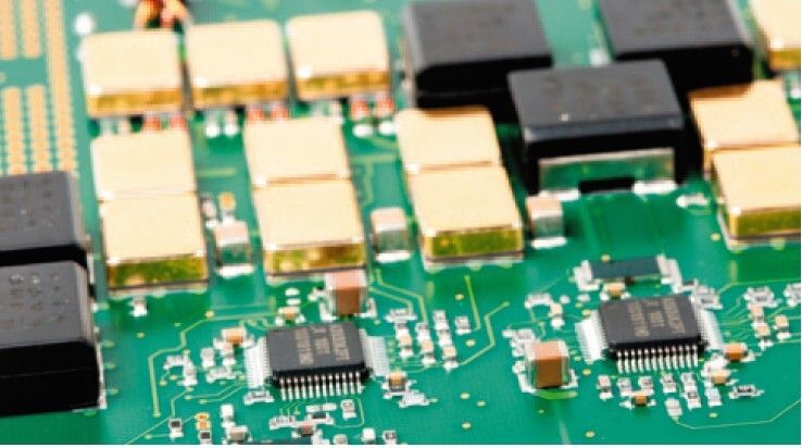 MOSFET: Entwicklung von Leistungstransistoren für die Raumfahrt (Bild: DLR)