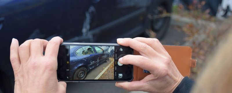 Die Zeiten des Klemmbretts sind vorbei – Kfz-Sachverständige müssen digitale Tools bestmöglich nutzen.