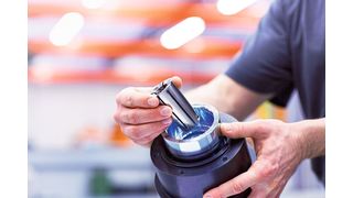 Im Kurzhubzylinder Powerstroke, der sich seine Stange dort greift, wo er sie braucht, wird die Selbstverstärkung dazu genutzt, die hohen Arbeitskräfte zu ermöglichen. In diesem Falle hat Siforce nichts mit Sicherheit zu tun. Die Technologie wird statt zum Sichern für ein  Antriebskonzept eingesetzt. (Sitema)