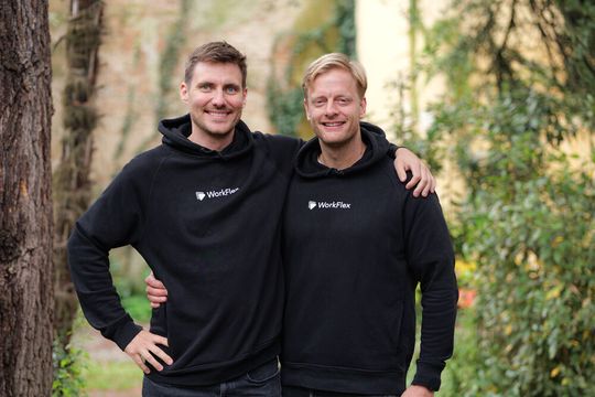 Die beiden Gründer von „WorkFlex“ (v.l.): Patrick Koch und Peter Manden. Sie und ihr Team kennen sich damit aus, was auf Unternehmen zukommt, die auch im Ausland agieren wollen oder müssen. Hier kommt ihr erster Lagebericht zu diesem komplexen Thema ...(Bild:  „WorkFlex“)