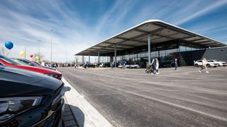 Medele-Schäfer hat einen neuen Flaggschiff-Betrieb in Weilheim gebaut. (Bild: Medienagentur Heim)