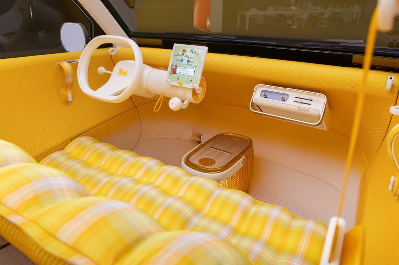 Acht-Zoll-Touchscreen, herausnehmbares Radiosystem, Aufbewahrungskorb: Die Bedienung gestaltet sich übersichtlich. (Bild: Citroën)
