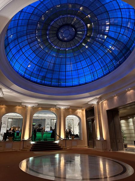 Diese Bar beeindruckt mich immer wieder - daher, ein Absacker geht immer. (Bild: Vogel IT-Medien)