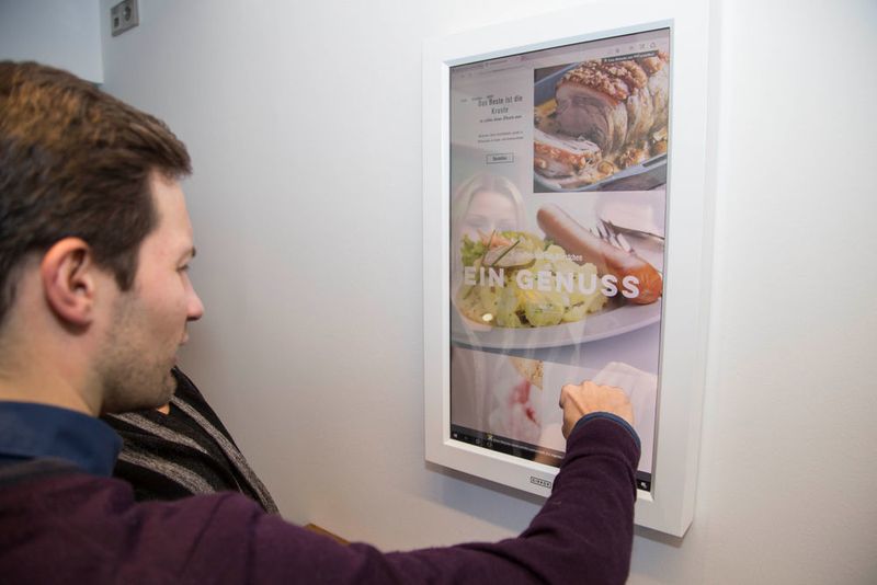 Der Weihnachtsbraten kann ganz bequem online mit dem Dirror bestellt werden. (Macheete)