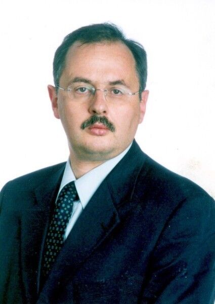 „Über 200.000 Industrieroboter werden 2014 weltweit installiert werden, 15 %  mehr als 2013“, verkündete Arturo Baroncelli, Präsident der Weltroboterverbandes IFR am 30. September 2014 in Frankfurt am Main. (Bild: IFR)