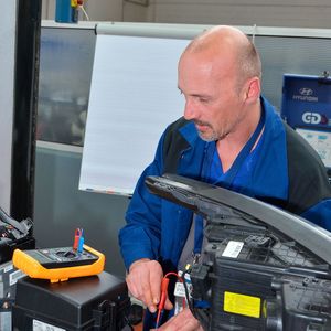 ...Fehler an Fahrzeugen finden und beheben.(Bild:  Hyundai)