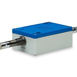 Das CapaNCDT 61x0/IP ist ein kapazitives Wegmesssystem, das zur Qualitätssicherung in Produktionsprozessen sowie zur Maschinen- und Anlagenregelung entwickelt wurde.(Bild:  Micro-Epsilon)