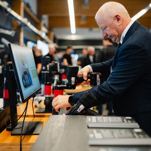 Besucher konnten die neuesten Schraubtechniken live erleben.(Bild:  tinografiert)