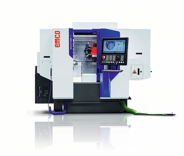 Die Maxxturn kommt nicht nur mit umfangreichem Zubehör zum Anwender, durch das sich auch komplexe Dreh-Frästeile prozesssicher und produktiv spanend fertigen lassen, sondern man hat ihr auch ein neues Design gegeben, heißt es. (Emco)