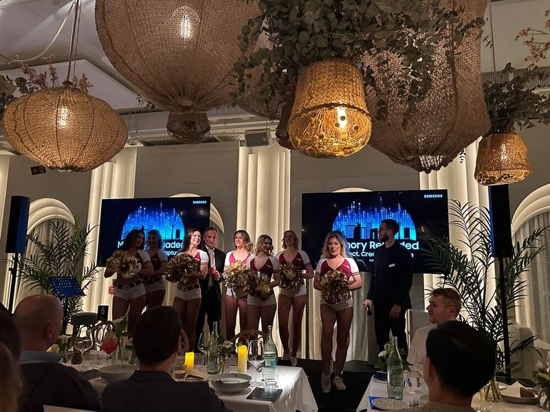 Die Cheerleader sind ready - die 