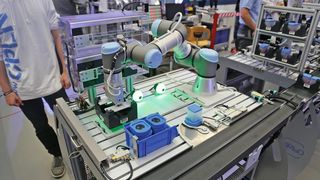 Voici l'une des nombreuses stations connectées de l'usine didactique proposée par SMC pour les élèves du CPLN. (JR Gonthier)