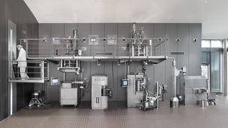 Kontinuierliche_Produktionsanlage_QbCon ()