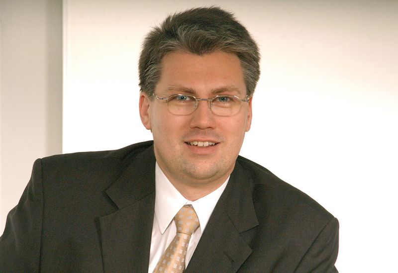 Michael Hoos, Technischer Direktor Central EMEA, vermittelt die Produktinformationen. (Archiv: Vogel Business Media)