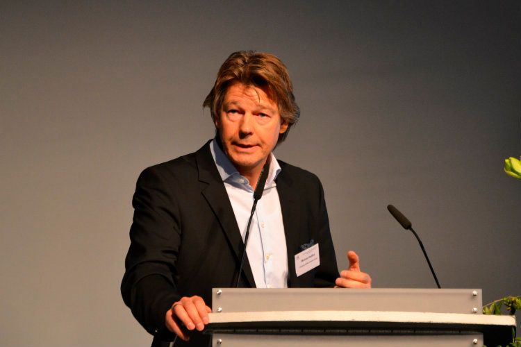 Michael Hedtke, Sprecher des Arbeitskreises Vertrieb und Marketing, erläuterte die geplanten Änderungen im Margensystem. (Foto: Mauritz)