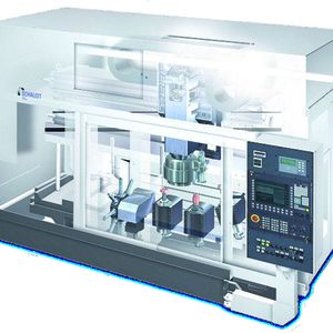 Bild 1: Multifunktionale Feinbearbeitungsmaschine für Futterteile.