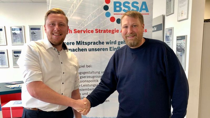 Freuen sich auf die Zusammenarbeit (v. l.) : CEO der Zahnradprofis GmbH Frans Lulei und Andreas Günther, Vorstandsvorsitzender des Bosch Service Strategieausschusses.(Bild:  Zahnradprofis GmbH)