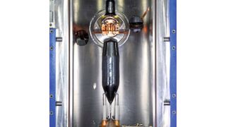 Prototyp eines Silizium-28 Einkristalls nach der Züchtung in einer Floating Zone Anlage im Kontext des KILOGRAMM-Projekts. (IKZ)