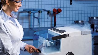 Labormühle für die Kryogenvermahlung (Retsch)