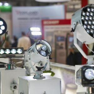 50.000 Fachbesucher aus über 120 Ländern schauten sich auf der SMM die Highlights der maritimen Wirtschaft an. Digitalisierung und Green Shipping gehörten zu den Trends der Messe.