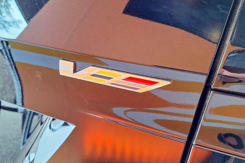 Das V bei Cadillac ist in etwa mit dem M bei BMW oder dem AMG bei Mercedes zu vergleichen. (Bild: Rudolf Huber/SP-X)