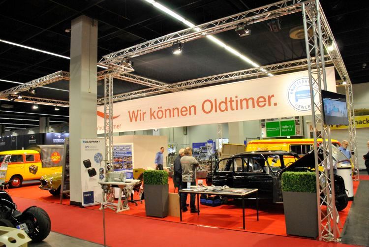 Auch der Zentralverband Deutsches Kraftfahrzeuggewerbe war auf einem Gemeinschaftsstand mit Bosch vertreten und informierte über seine Aktivitäten im Bereich Young- und Oldtimer. (Bild: Dominsky)