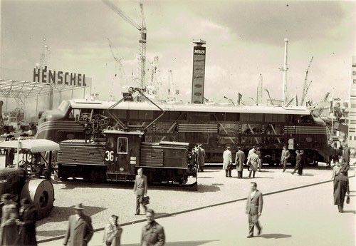 Das Bild zeigt die Präsentation der Henschel-und-Sohn-GM-Derivate auf der Hannover Messe 1961. (Bild: )