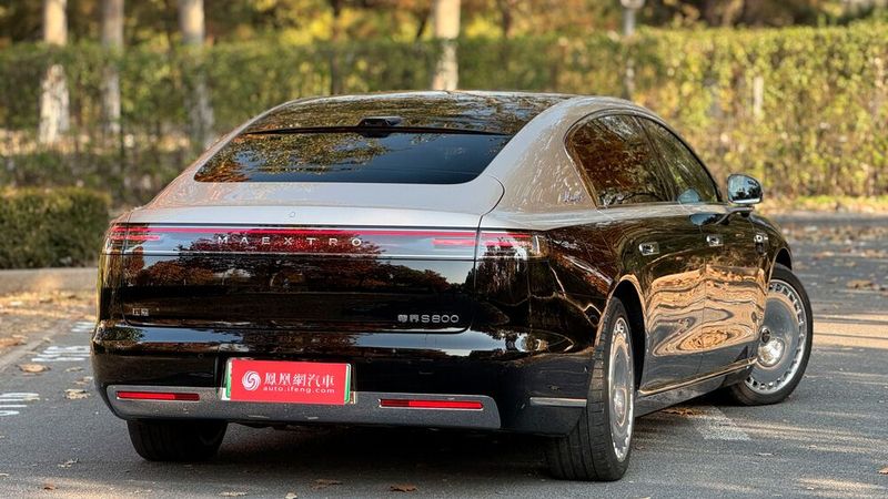 Die Rückleuchten sollen an funkelnde Rubine erinnern. (Bild: sp-x)