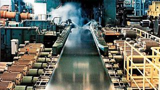 Bild 1: Aluminium Norf in Neuss produziert Jahr für Jahr mehr als 1,3 Mio. t Aluminiumband und damit zwei Drittel der Kapazität in Deutschland.Bild: Aluminium Norf (Archiv: Vogel Business Media)