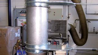 Metallzylinder für die Messungen des Verhaltens von typischen Brandgaskomponenten (Bild: Linde)