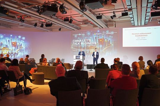 „Wir bedienen alle Facetten der Kommunikation, die für Unternehmen notwendig sind, um im dynamischen chinesischen Markt erfolgreich zu sein“, so Gerd Kielburger.(Bild:  eviom GmbH)