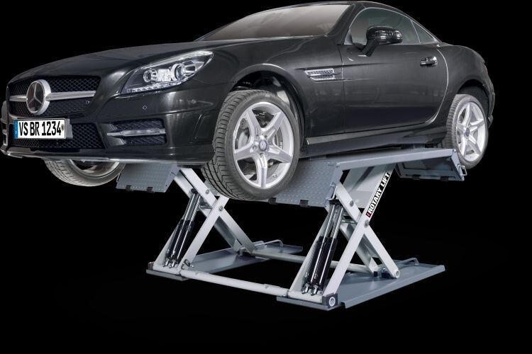 Keine Fundamentarbeit nötig, ideal für den Räderservice. (Foto: BlitzRotary)