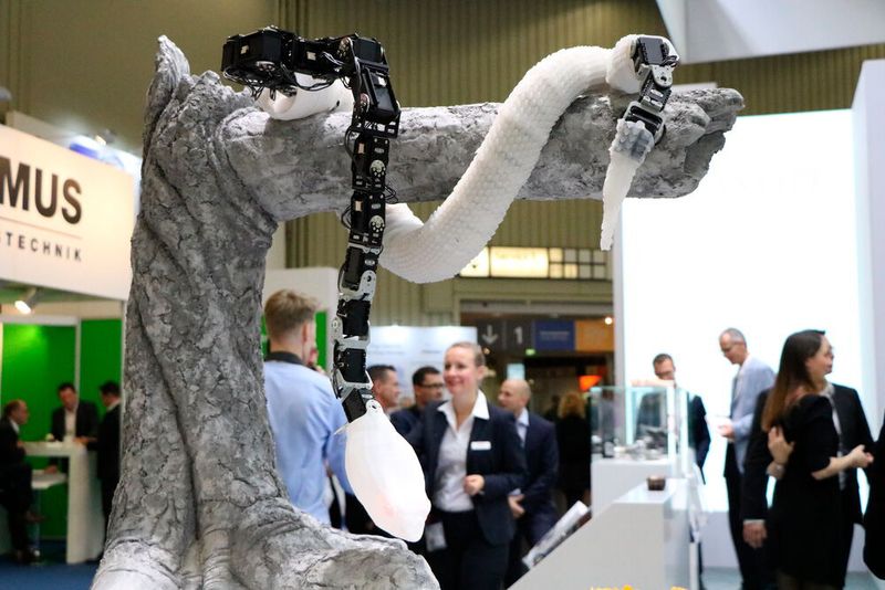 ...bionische Roboter, hier bei Maxon Motor.  (K.Juschkat/elektrotechnik/konstruktionspraxis)