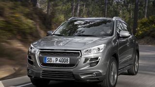 Der Peugeot 4008 muss in die Werkstatt. (Peugeot)