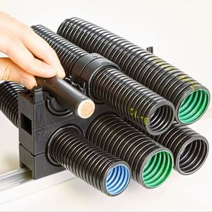 Der neue Wellrohr- und Kabelhalter BGPM aus dem Bereich PMA-Kabelschutz von ABB bietet hohe Stabilität bei extrem kompakter Bauweise.