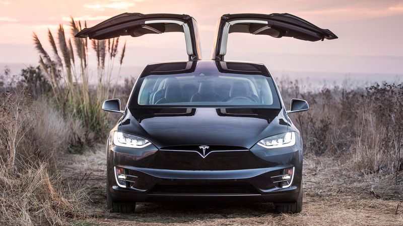 Ein Kunde liegt wegen eines Model X im Rechtsstreit mit Tesla Deutschland.(Bild:  Tesla)
