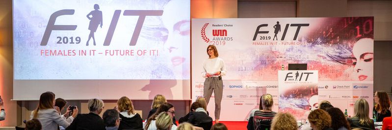 Daniela Schilling begrüßte die Teilnehmerinnen zum FIT-Kongress 2019. Daniela Schilling begrüßte die Teilnehmerinnen zum FIT-Kongress 2019.