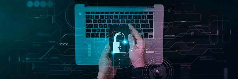 Vor einer Entscheidung des Bundesverfassungsgerichts müssen Fachgerichte die Umstände der Sicherheit der Software aufklären