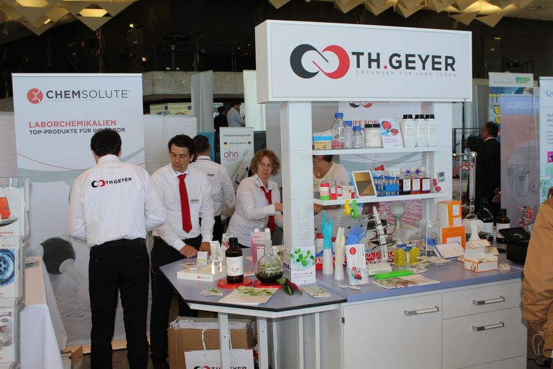 Impressionen der Lab-Supply Leverkusen vom 15. Mai 2019  Die dritte Station der Lab-Supply war in diesem Jahr das Forum Leverkusen. Hier sind ein paar visuelle Eindrücke vom Messetag und Besucherstimmen für Sie zusammengestellt. Die nächste Lab-Supply ist am 13. Juni 2019 in Berlin. Weitere Infos zu den kommenden Lab-Supply-Messen finden Sie auf www.lab-supply.info.   Lese-Empfehlung: Nachbericht zum erfolgreichen Auftakt der Lab-Supply in Wien. (Bild: C. Lüttmann, LABORPRAXIS)