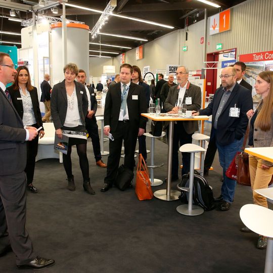 Die Fachforen und Sonderschauen auf der Powtech 2019 bieten tiefe Brancheneinblicke. Die Fachforen und Sonderschauen auf der Powtech 2019 bieten tiefe Brancheneinblicke.
