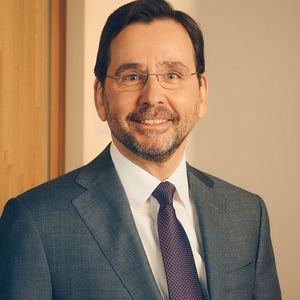 Médard Schoenmaeckers übernimmt zum 1. April 2025 die Position von Dr. Fridtjof Traulsen als Vorsitzender der Geschäftsführung von Boehringer Ingelheim Deutschland.(Bild:  Boehringer Ingelheim)