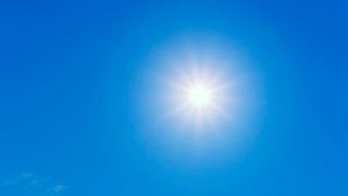 The concentrated energy of the sun heats water vapor to a temperature of up to 1200 degrees Celsius. This high-temperature process heat is used to operate the reactor, even at night. (Image:freely licensed)