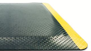 Dei Mtte Ergo Work ist auf Wunscht auch mit Signalstreifen erhältlich.  (Entrada)