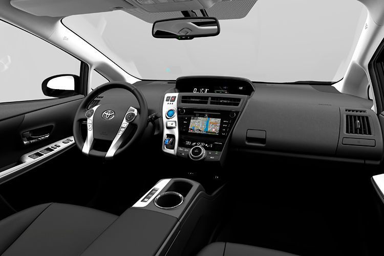 Der passabel ausgestattete Prius Plus erhielt letztes Jahr ein Facelift. Der vanartige Pkw ist ein gut ausgerüsteter Siebensitzer und kostet ab 29.900 Euro. (Toyota)