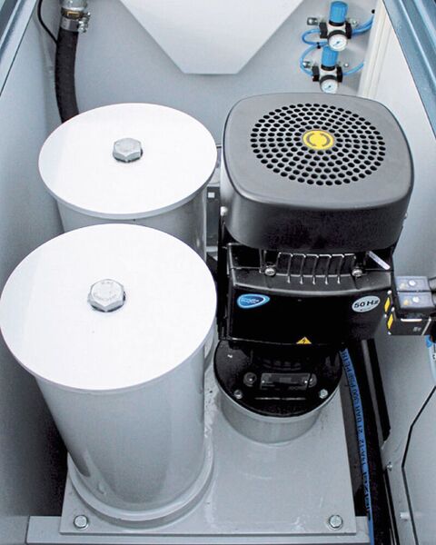 The compact FA 70 unit has a maximum filtration capacity of 70 liters per minute. (Vomat)