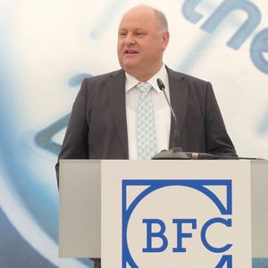 (Büttner/»kfz-betrieb«)