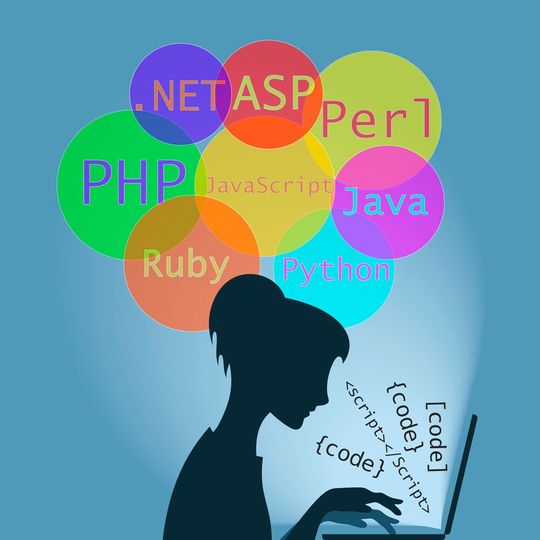 Ohne Frauen würde sich der Fachkräftemangel in der ITK-Branche massiv verschärfen. Dabei ist er bereits jetzt dramatisch.(Bild:  frei lizenziert /  Pixabay)